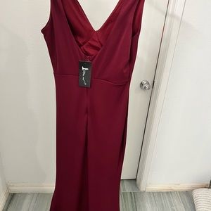 Red (dark red)